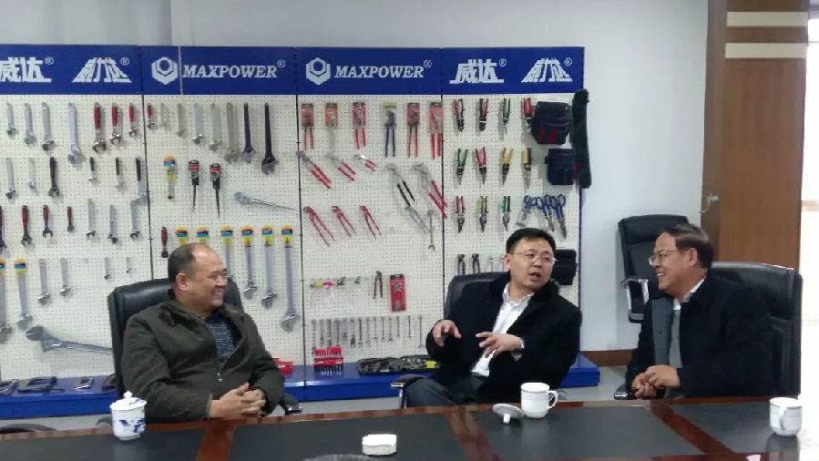 濟南政和科技公司董事長參觀威力集團(圖3)